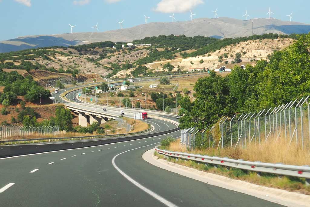 Korfu autóval Görögországba Szerbia Észak-Macedónián át